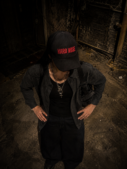 Cap (red)